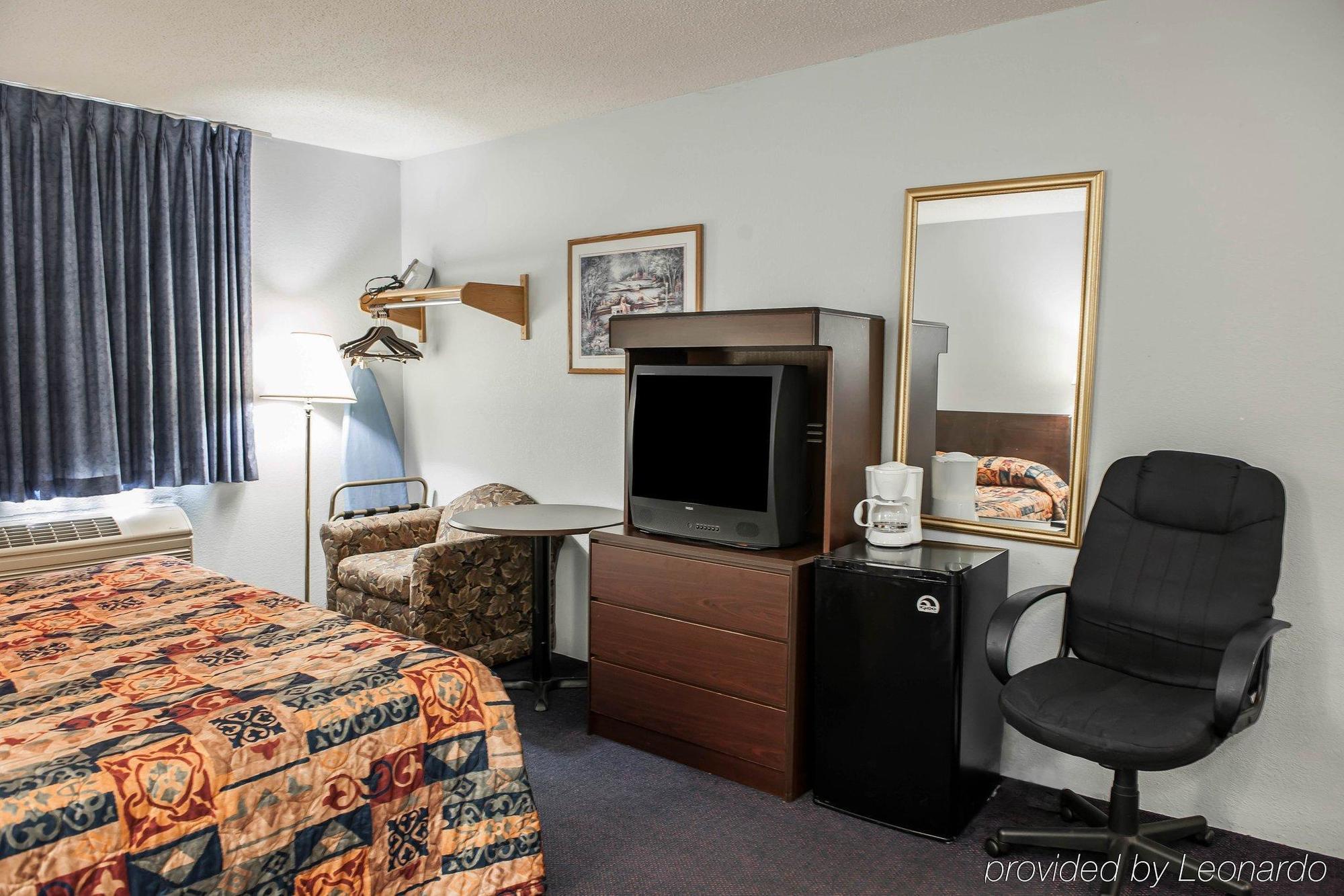 Econo Lodge Уэст-Лафейетт Экстерьер фото