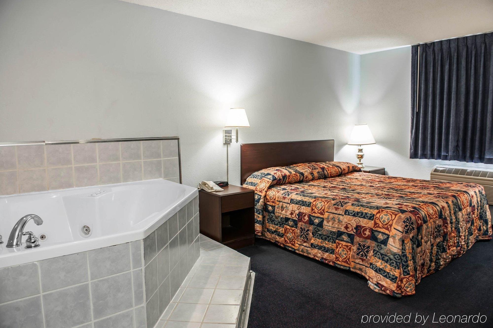 Econo Lodge Уэст-Лафейетт Экстерьер фото